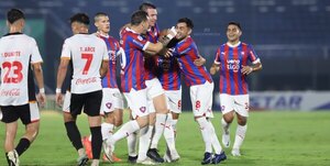 Versus / Cerro Porteño se pasea ante el General y le pisa los talones a Libertad