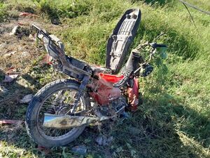 Trágico Choque entre Tractor y Motocicleta en San Lázaro: Un Fallecido y Dos Menores en Estado Crítico