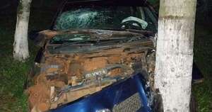 Diario HOY | Cuatro mujeres que viajaban en auto resultan heridas tras chocar contra un árbol