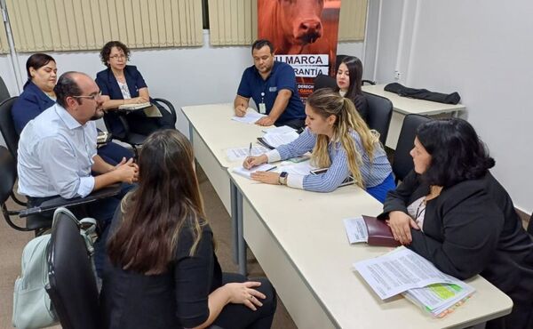 Reunión interinstitucional para inscripción de ganado menor