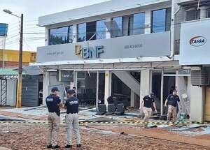 Asalto a sucursal de BNF: intendente de Natalio aboga por militares ante escasez de policías - Policiales - ABC Color