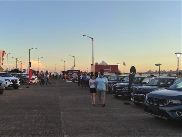 Mercado automotor experimenta ligera caída de ventas en el primer trimestre · Radio Monumental 1080 AM