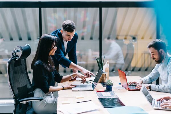 Más de 1.000 negocios fueron constituidos bajo la modalidad de Acciones Simplificadas - MarketData