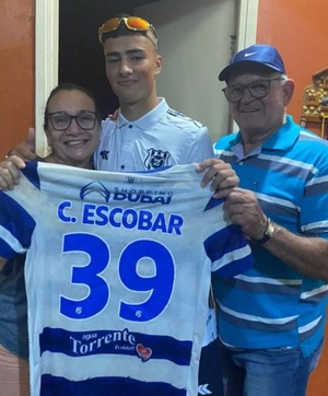 Claudio Escobar Ortiz, heredero de una dinastía de destacados futbolistas