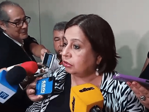 “No me extrañaría que haya un nuevo senador cartista esta semana”, dice Martínez tras salida de Penner del PQ · Radio Monumental 1080 AM