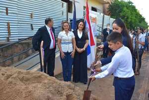 Tras años de reclamos inician construcción de aulas en escuela de Villarrica  - Nacionales - ABC Color