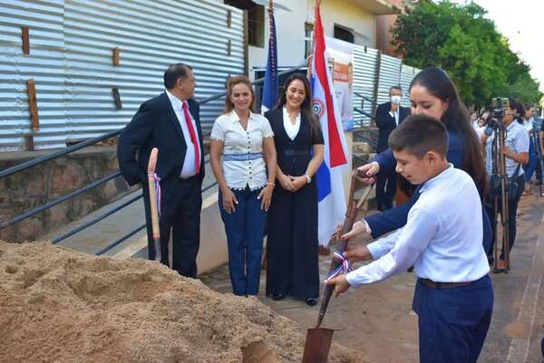 Tras años de reclamos inician construcción de aulas en escuela de Villarrica - Nacionales - ABC Color