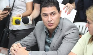 Imputan a Intendente de Luque Carlos Echeverría