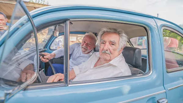 El ex presidente uruguayo José Mujica anunció que tiene un tumor en el esófago