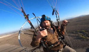 (VIDEO). Un youtuber sufre un accidente tras un deporte extremo
