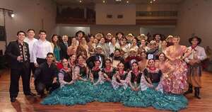 La Nación / Paraguay Rekove, elenco que lleva danza paraguaya al mundo recibe reconocimiento