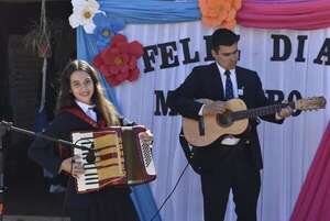 Recordaron el Dia del maestro en Ayolas - Nacionales - ABC Color