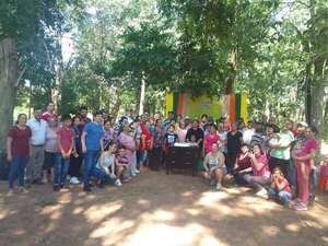 Emotivo encuentro de herederos de una numerosa familia en San Pedro - Nacionales - ABC Color
