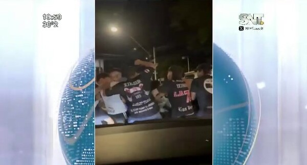 Hinchas atacaron a un conductor - SNT