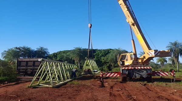 Realizan trabajos preliminares del segundo puente sobre el río Monday
