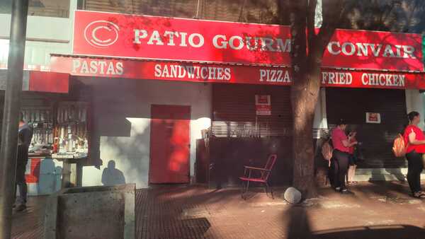 Desorden e inseguridad obligan a cerrar local gastronómico en CDE - La Clave