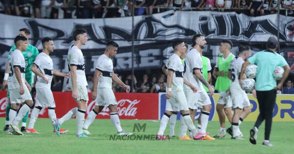 Versus / Noche para el olvido: Los más criticados en Olimpia tras la derrota ante Ameliano