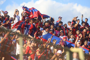 Versus / Cerro Porteño con posibilidades de jugar en el interior en la recta final del torneo