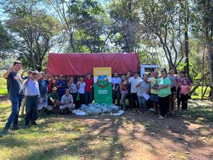 EBY respalda a productores de piscicultura en Cambyretá con la entrega de alevines