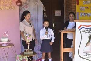 Docente se jubila y se despide de su institución - Nacionales - ABC Color