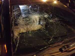 UNA MUJER RESULTÓ HERIDA TRAS COLISIÓN EN ENCARNACIÓN - Itapúa Noticias