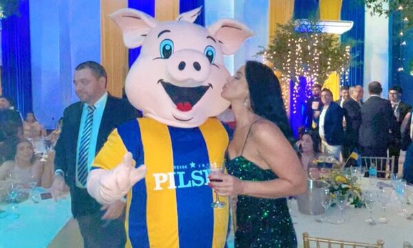 ¡Mirá por quién cambió Gloria Vera al “Emperador” en la farra luqueña!