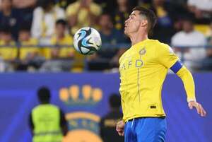 Cristiano, dos goles y a la final de la Copa del Rey saudí ante el Al Hilal - Fútbol Internacional - ABC Color