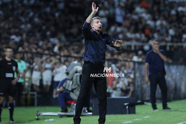 Periodista curepí: “Es un gran técnico Palermo, es el momento de sostenerlo”