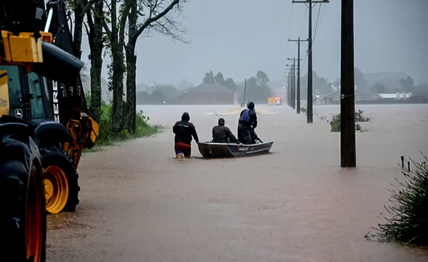 Aumentan a diez los muertos y 21 desaparecidos tras intensas lluvias en el sur de Brasil - Megacadena - Diario Digital