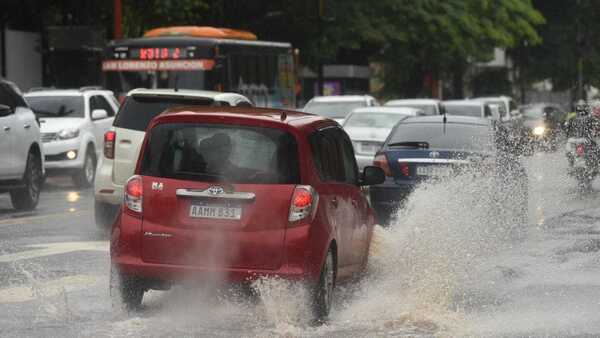 Dirección de Tránsito de Asunción implementa medidas preventivas ante alerta por tormentas - Unicanal