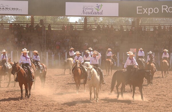 En marcha la vigesimoctava edición de la Expo Rodeo Neuland