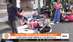 Furor por la Bichota: Largas filas aguardan ingreso en La Nueva Olla - trece