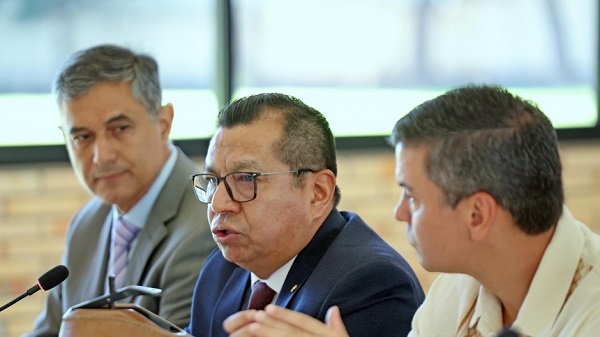 Denuncias de sobrefacturación y baja ejecución en el MDS