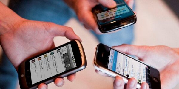 Aprueban acuerdo del Mercosur para eliminar el cobro del roaming entre países del bloque