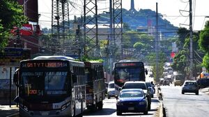 Reguladas de buses son por culpa del Gobierno, asegura Cetrapam