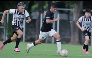 Sub 15: empate en clásico blanco y negro favoreció a los azulgranas - Fútbol - ABC Color