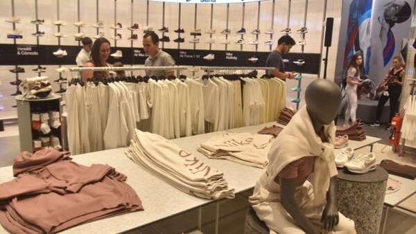 Reapertura de Nike en delSol