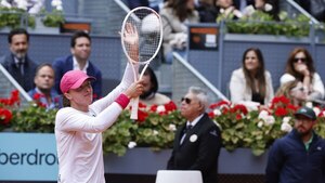 Swiatek, un bólido ante Keys, repite final en Madrid