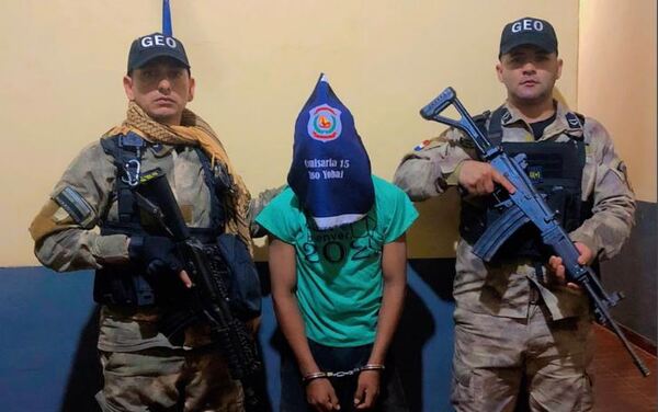 DETENCIÓN DE PERSONA EN PASO YOBAI