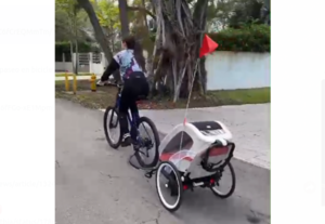 (VIDEO). Nadia Ferreira y su paseo en bicicleta junto a su hermoso bebé