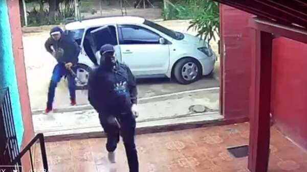 Video: asaltan pescadería en Viñas Cue y se llevan cerca de G. 80.000.000 - Policiales - ABC Color