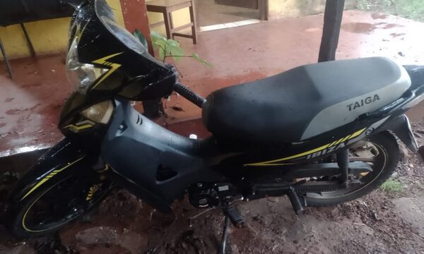 Recuperan motocicleta denunciada como hurtada