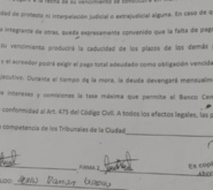 Maestro denuncia embargo de su sueldo con pagarés falsificados - Paraguay.com