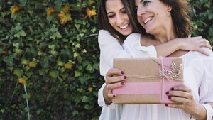 “Ser mamá está ueno”, el regalo perfecto por el Mes de la Madre