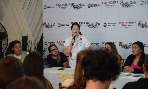 Realizan charlas contra el bullying, violencia y otros temas dirigidos a jóvenes