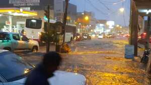 Zona del fallido metrobús se inundó, al igual que el túnel de Itapúa - Economía - ABC Color