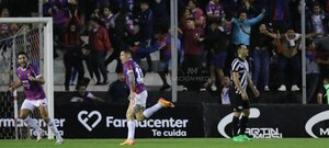 Versus / Juan Iturbe firma un gol fantástico en La Huerta