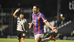 Cerro Porteño derrota a Libertad y alcanza la punta