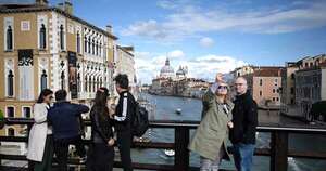 La Nación / Turismo masivo: así se protegen los destinos más visitados del mundo