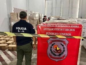 Decomisan 1.600 kilos de cocaína entre almidón y harina de maíz en el Silvio Pettirossi